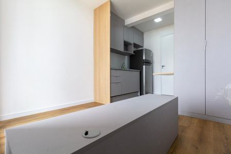 Studio para alugar com 28m², 1 quarto e sem vaga Studio para alugar com 28m², 1 quarto e sem vagaStudio