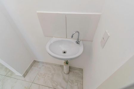 Apartamento para alugar com 45m², 2 quartos e sem vaga Apartamento para alugar com 45m², 2 quartos e sem vagaBanheiro