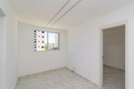 Sala de apartamento para alugar com 2 quartos, 45m² em Bonsucesso, Rio de Janeiro