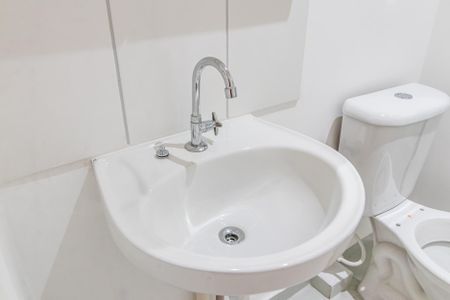 Apartamento para alugar com 66m², 2 quartos e 1 vaga Apartamento para alugar com 66m², 2 quartos e 1 vagaBanheiro