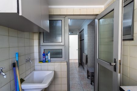 Apartamento para alugar com 69m², 3 quartos e 1 vagaÁrea de Serviço