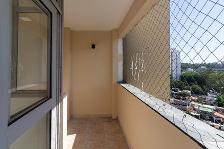 Apartamento para alugar com 69m², 3 quartos e 1 vagaVaranda