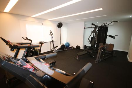 Apartamento para alugar com 69m², 2 quartos e 1 vaga Apartamento para alugar com 69m², 2 quartos e 1 vagaÁrea comum - Academia