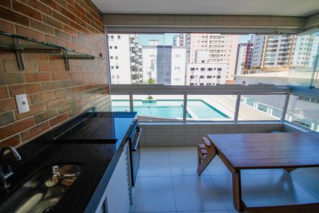 Apartamento para alugar com 69m², 2 quartos e 1 vaga Apartamento para alugar com 69m², 2 quartos e 1 vagaVaranda