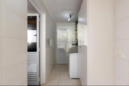 Casa de condomínio à venda com 170m², 4 quartos e 4 vagas