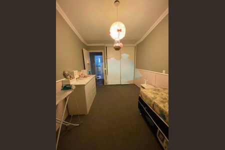 Casa à venda com 4 quartos, 281m² em Alphaville Residencial Um, Barueri