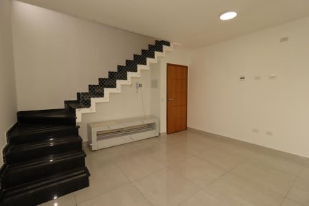 Sala de apartamento para alugar com 2 quartos, 110m² em Vila Pires, Santo André