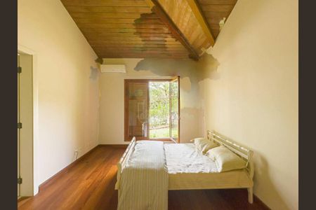 Casa à venda com 4 quartos, 881m² em Alphaville, Santana de Parnaíba