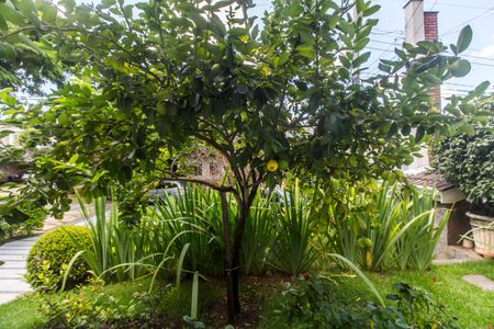 Casa de condomínio à venda com 360m², 4 quartos e 4 vagasVista da Sala