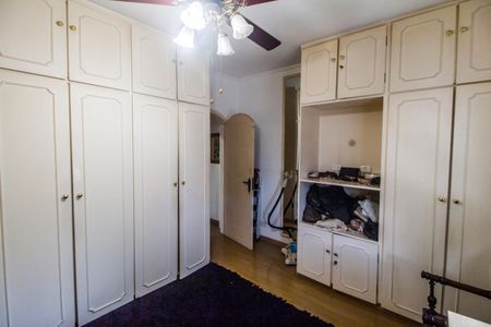 Casa de condomínio à venda com 360m², 4 quartos e 4 vagasSuíte 2