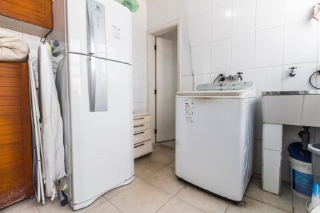 Casa de condomínio à venda com 360m², 4 quartos e 4 vagasÁrea de Serviço