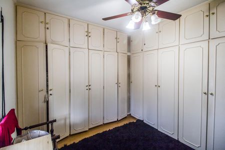 Casa de condomínio à venda com 360m², 4 quartos e 4 vagasSuíte 2