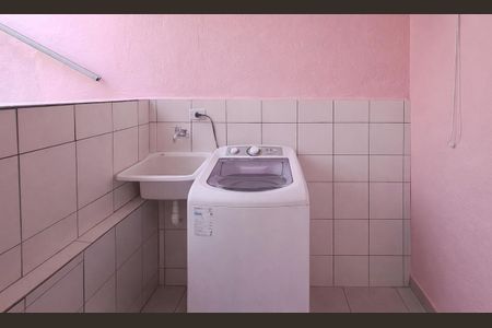 Casa à venda com 110m², 4 quartos e 1 vagaÁrea de Serviço