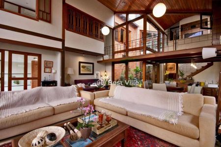 Casa à venda com 4 quartos, 450m² em Alphaville Residencial Um, Barueri