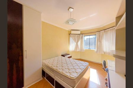 Casa à venda com 570m², 6 quartos e 5 vagas