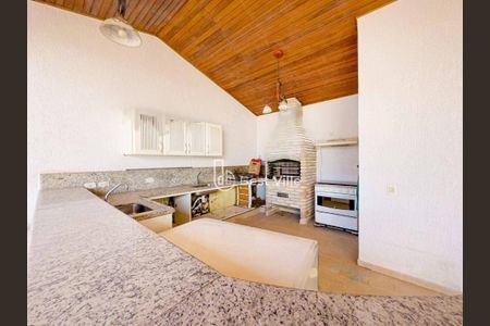 Casa à venda com 570m², 6 quartos e 5 vagas