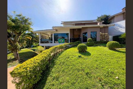 Casa à venda com 570m², 6 quartos e 5 vagas