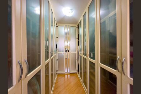 Casa à venda com 570m², 6 quartos e 5 vagas