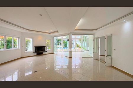 Casa à venda com 650m², 4 quartos e 4 vagas