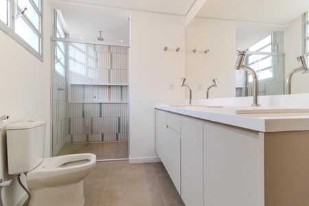 Apartamento à venda com 129m², 3 quartos e 1 vagaBanheiro da Suíte