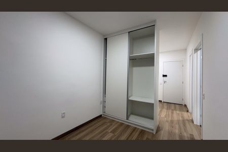 Quarto de kitnet/studio à venda com 1 quarto, 27m² em Vila Dom Pedro I, São Paulo