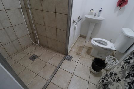 Casa para alugar com 700m², 6 quartos e 5 vagasBanheiro do Quarto 6