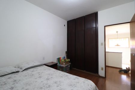 Casa para alugar com 700m², 6 quartos e 5 vagasQuarto 2