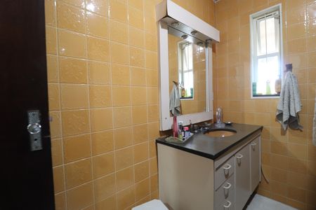 Casa para alugar com 700m², 6 quartos e 5 vagasBanheiro Social