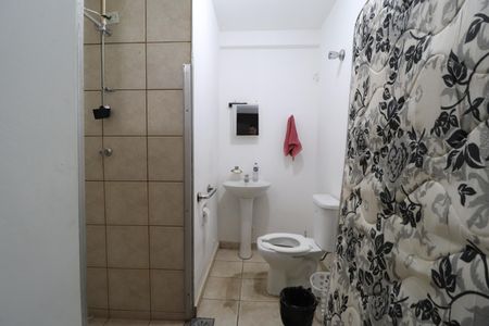 Casa para alugar com 700m², 6 quartos e 5 vagasBanheiro do Quarto 6
