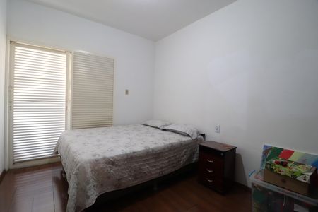 Casa para alugar com 700m², 6 quartos e 5 vagasQuarto 2