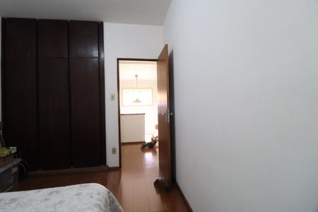 Casa para alugar com 700m², 6 quartos e 5 vagasQuarto 2