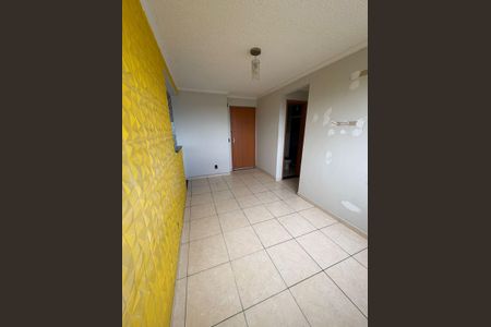 Sala de apartamento para alugar com 2 quartos, 47m² em Pavuna, Nilópolis
