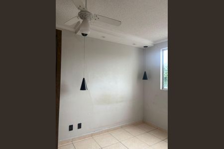 Quarto de apartamento para alugar com 2 quartos, 47m² em Pavuna, Nilópolis