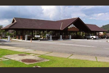 Casa à venda com 285m², 4 quartos e 4 vagas