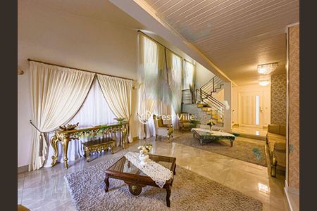 Casa à venda com 4 quartos, 285m² em Residencial Onze (Alphaville), Santana de Parnaíba