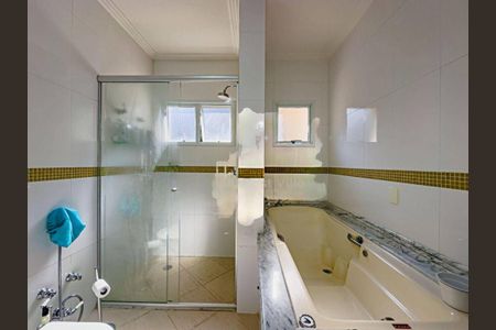 Casa à venda com 419m², 4 quartos e 4 vagas