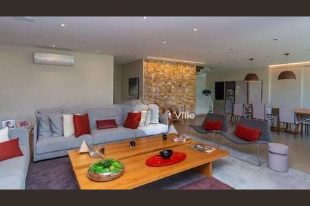 Casa à venda com 692m², 4 quartos e 6 vagas