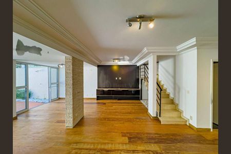 Casa à venda com 3 quartos, 165m² em Tamboré, Santana de Parnaíba