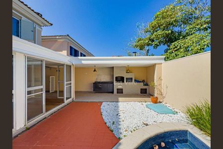 Casa à venda com 165m², 3 quartos e 4 vagas