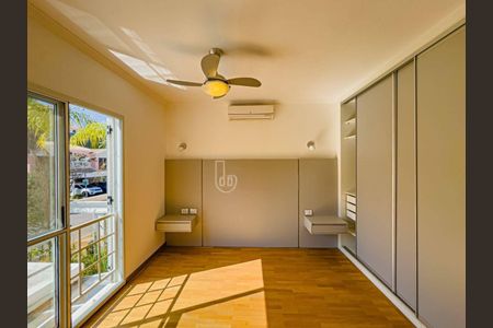 Casa à venda com 3 quartos, 165m² em Tamboré, Santana de Parnaíba