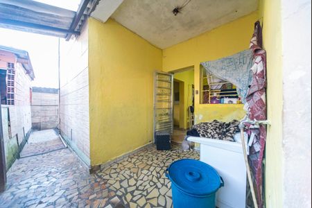 Casa à venda com 250m², 4 quartos e 3 vagas Casa à venda com 250m², 4 quartos e 3 vagasÁrea de Serviço casa 2