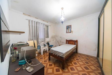 Casa à venda com 250m², 4 quartos e 3 vagas Casa à venda com 250m², 4 quartos e 3 vagasQuarto 1