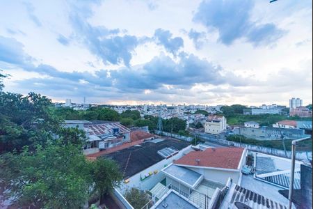 Casa à venda com 250m², 4 quartos e 3 vagas Casa à venda com 250m², 4 quartos e 3 vagasVista da Área de Serviço casa 2