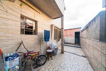 Casa à venda com 250m², 4 quartos e 3 vagas Casa à venda com 250m², 4 quartos e 3 vagasQuintal
