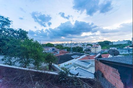 Casa à venda com 250m², 4 quartos e 3 vagas Casa à venda com 250m², 4 quartos e 3 vagasVIsta do Quarto casa 3