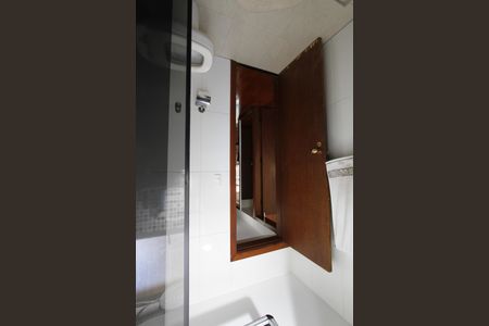 Apartamento à venda com 240m², 3 quartos e 2 vagasBanheiro Social