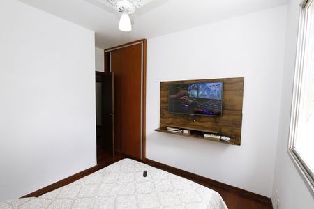 Apartamento à venda com 240m², 3 quartos e 2 vagasQuarto 1