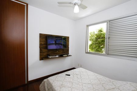 Apartamento à venda com 240m², 3 quartos e 2 vagasQuarto 1