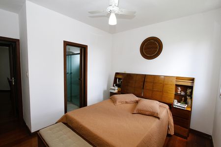 Apartamento à venda com 240m², 3 quartos e 2 vagasQuarto 3 - Suíte