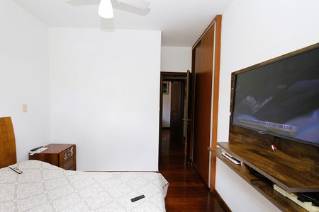 Apartamento à venda com 240m², 3 quartos e 2 vagasQuarto 1